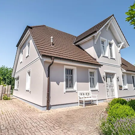 Haus Strandlust Wf-04 Holiday home